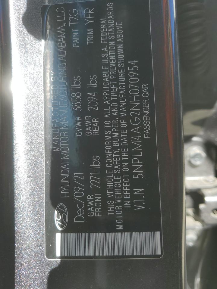 2022 Hyundai Elantra - Image 12