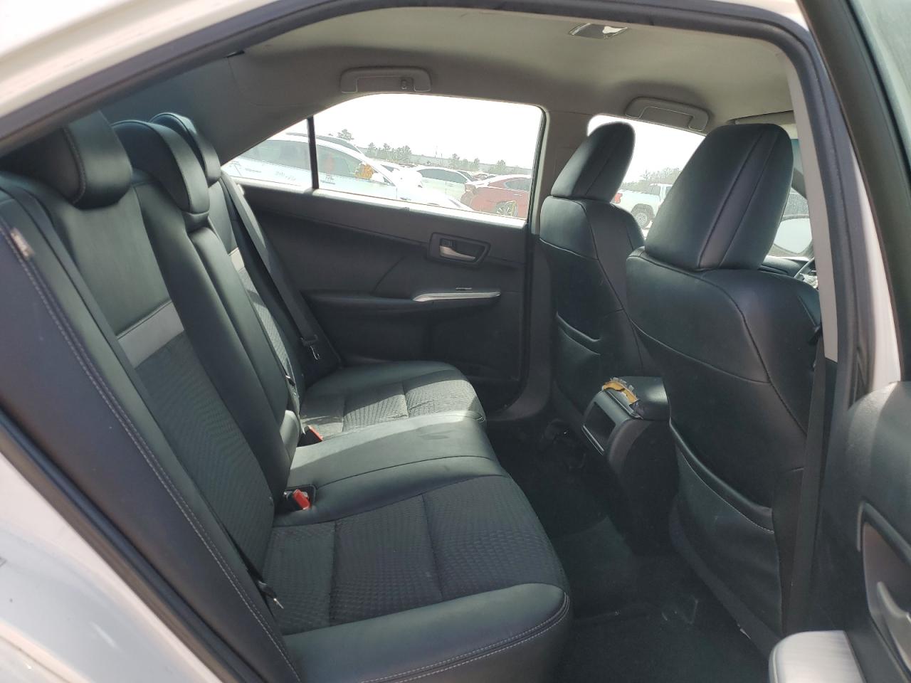 2012 Toyota Camry - Image 10