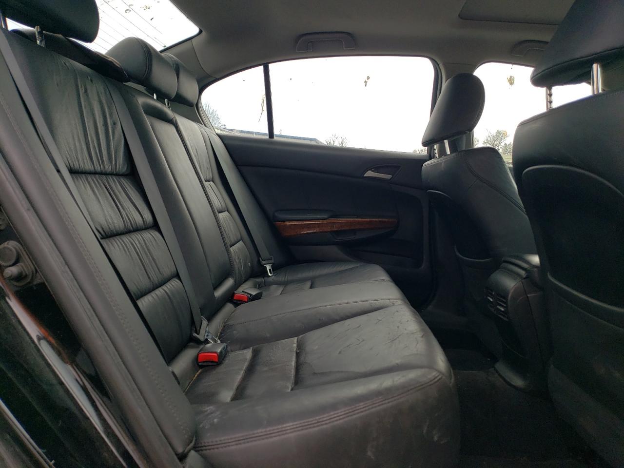 2012 Honda Accord - Image 10
