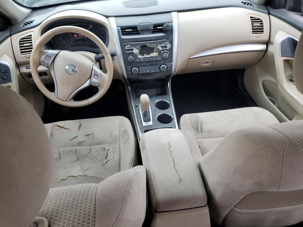 2015 Nissan Altima - Image 8
