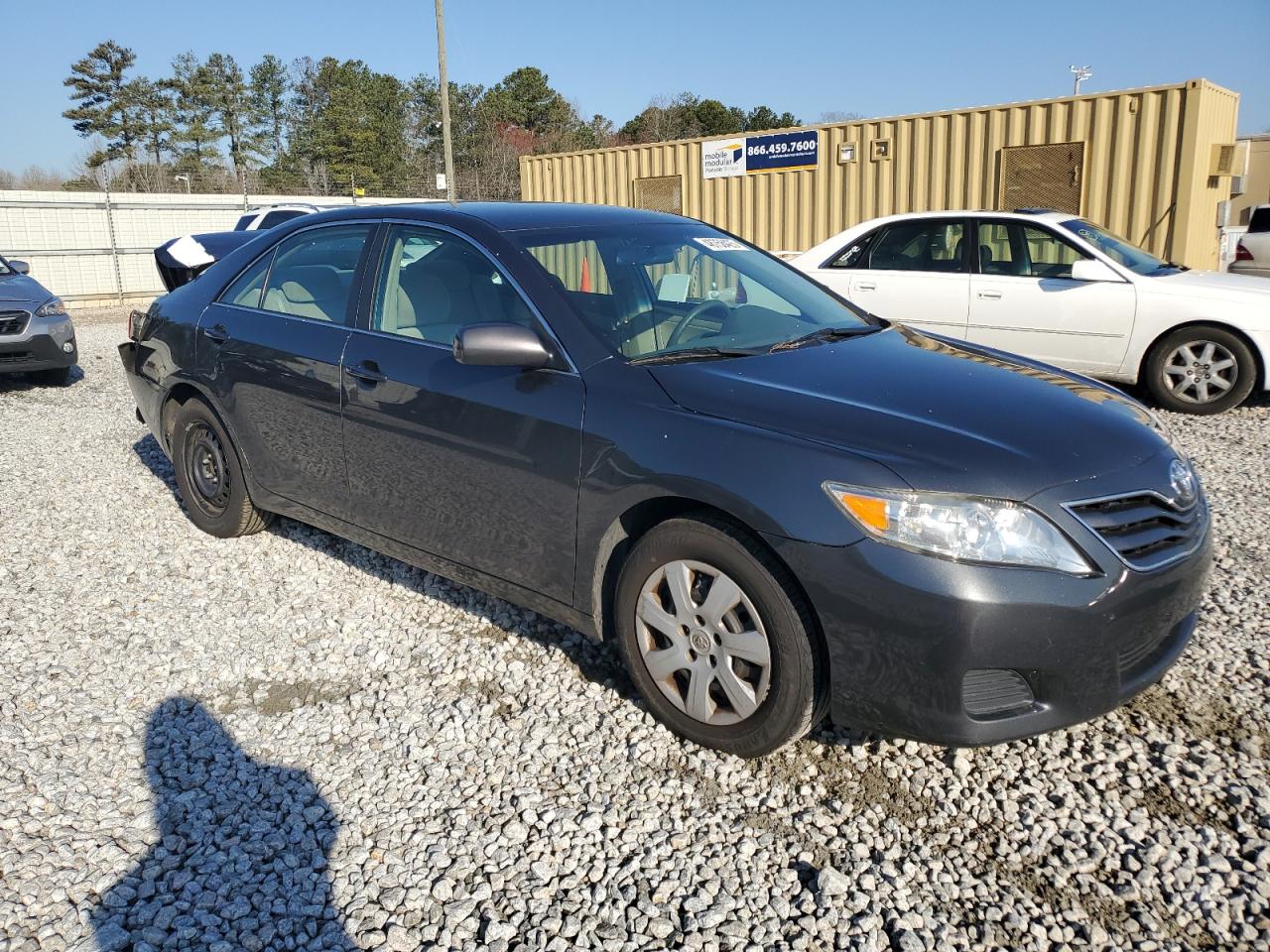 2010 Toyota Camry - Image 4