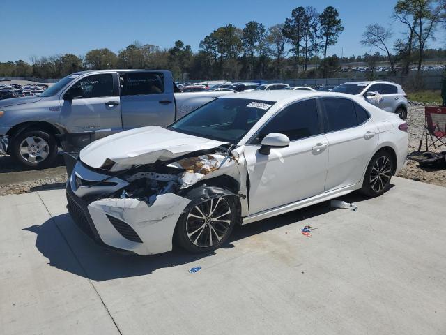  TOYOTA CAMRY 2018 Белый