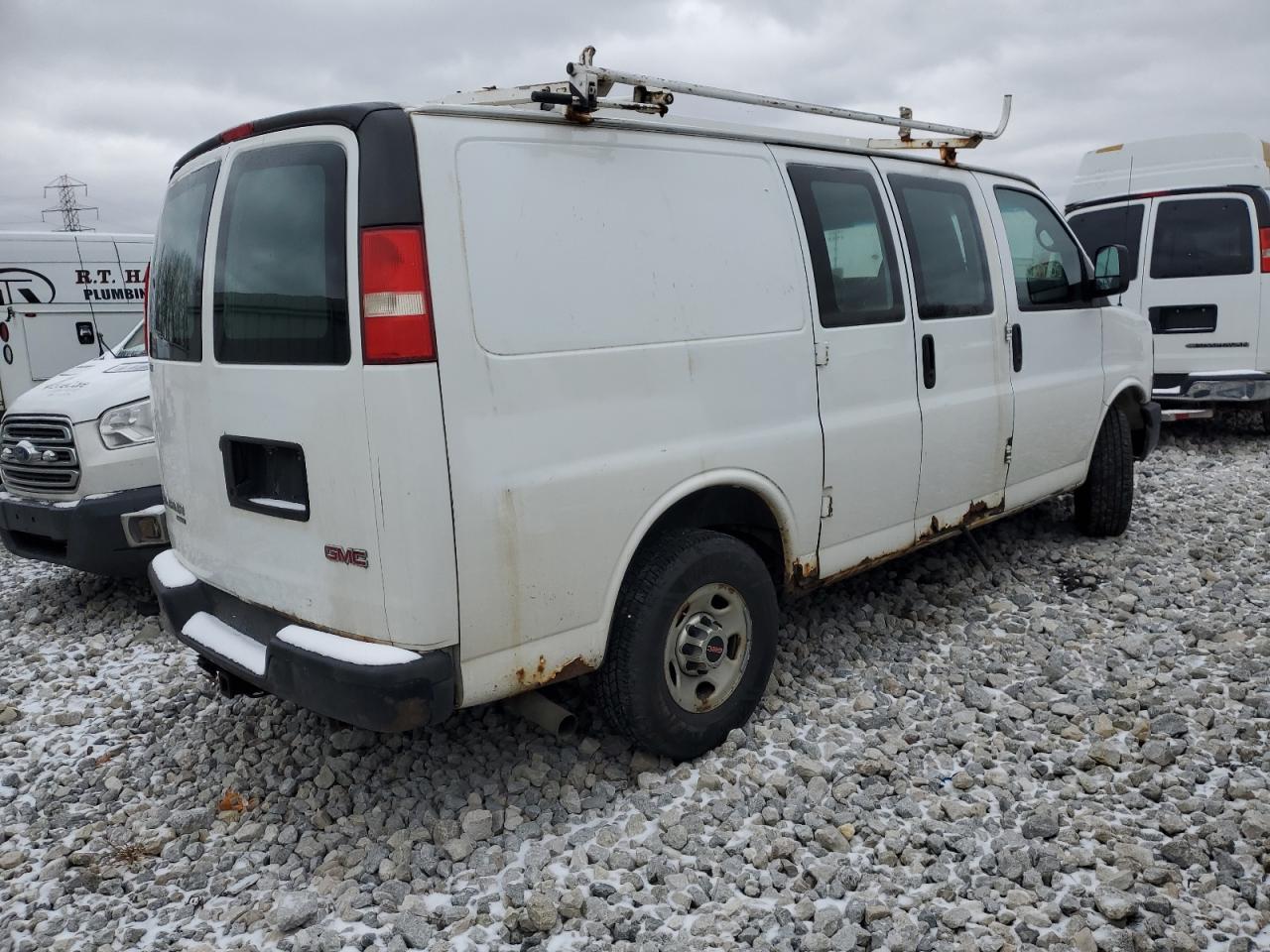 2012 GMC Savana - Image 3