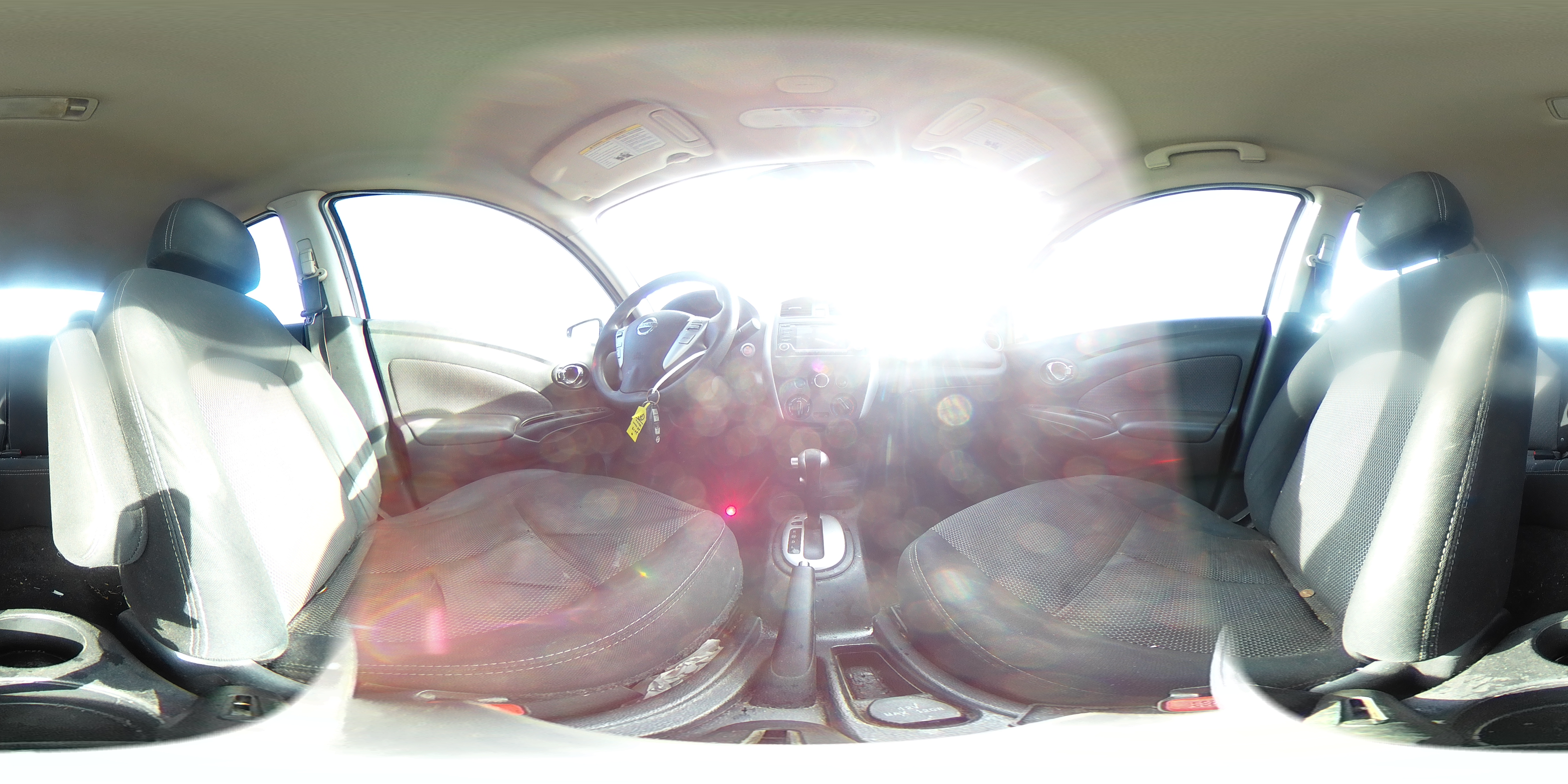 2015 Nissan Versa - Image 13