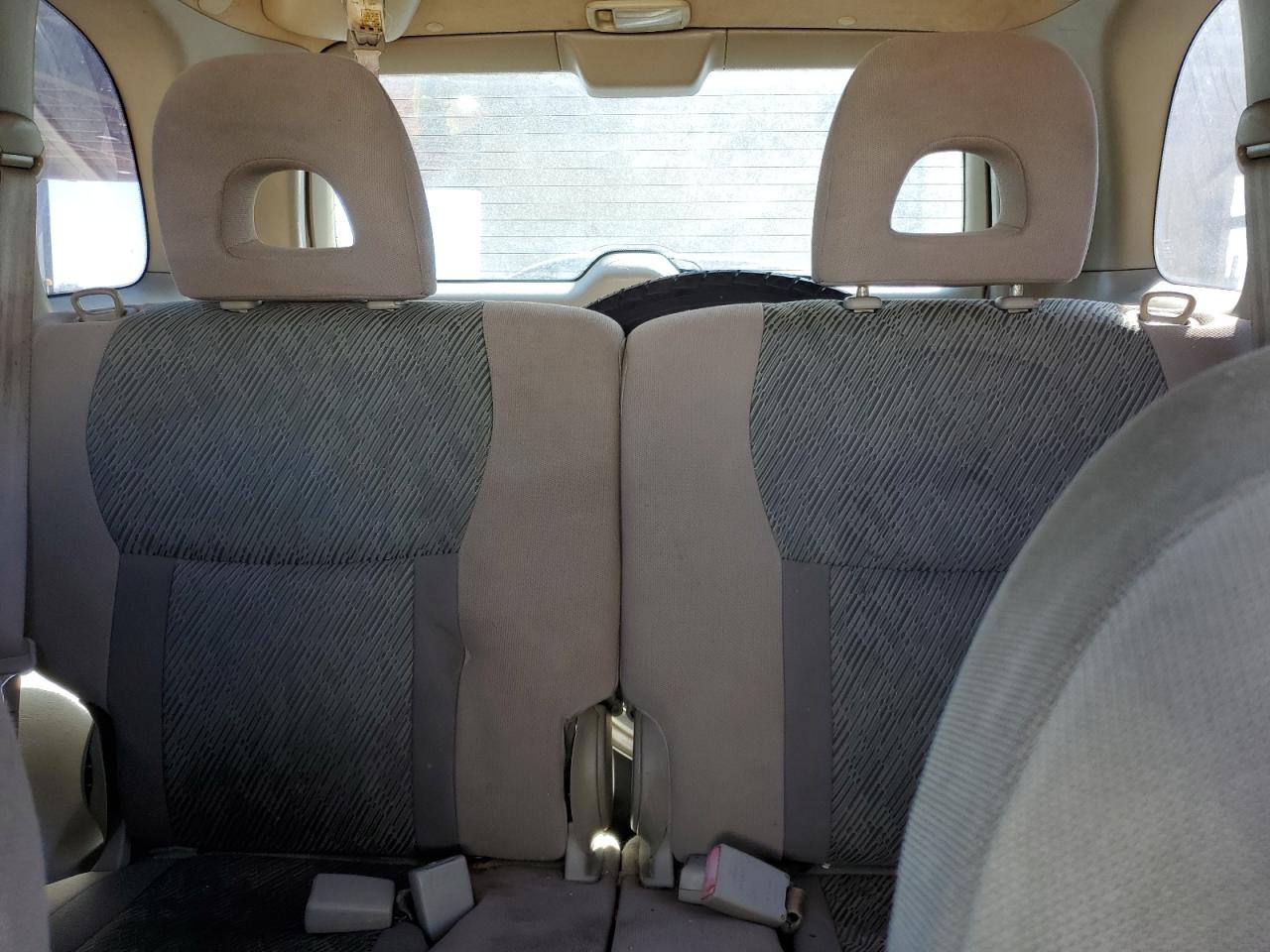 2001 Toyota RAV 4 - Image 10
