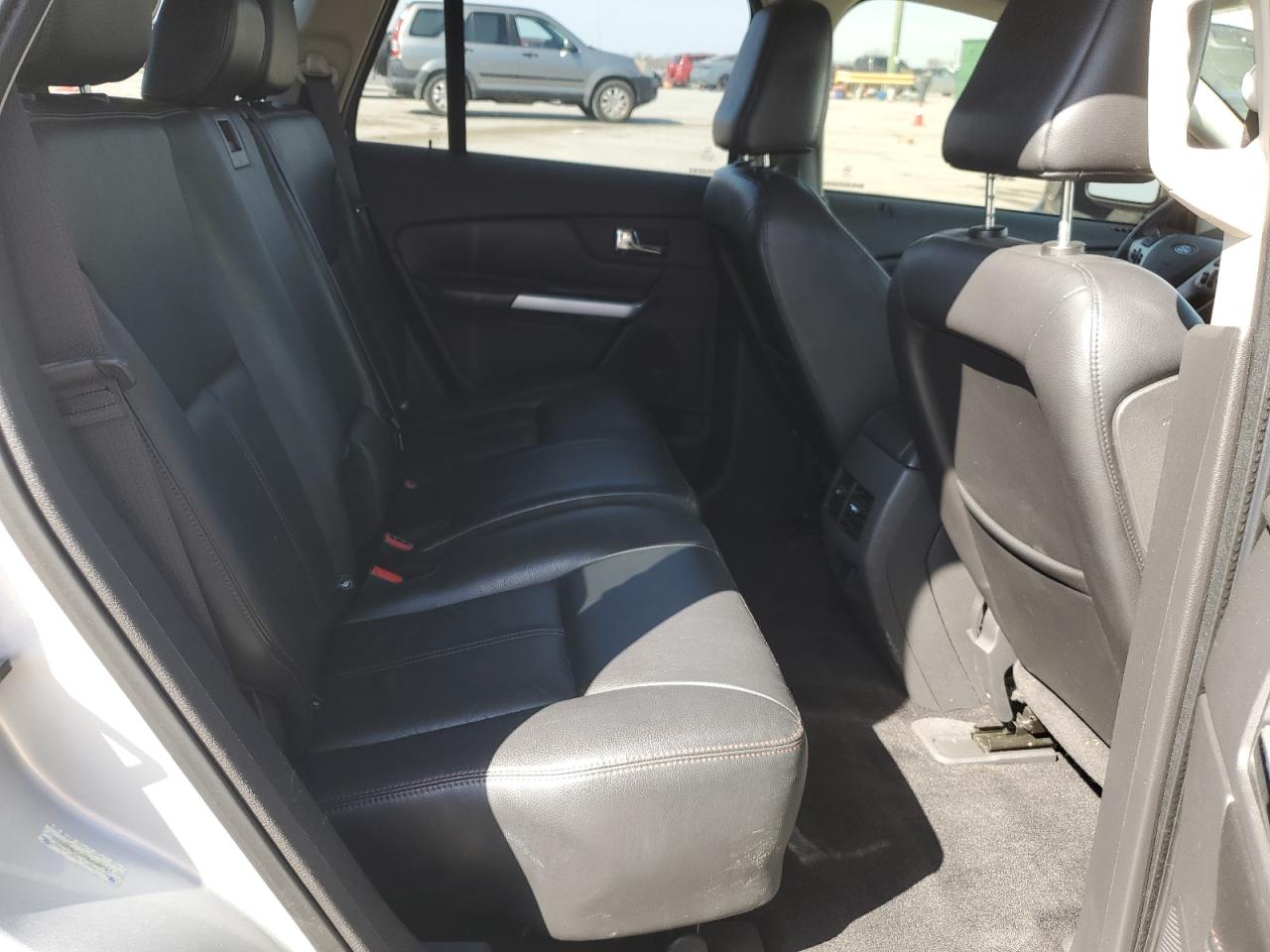 2011 Ford Edge - Image 11