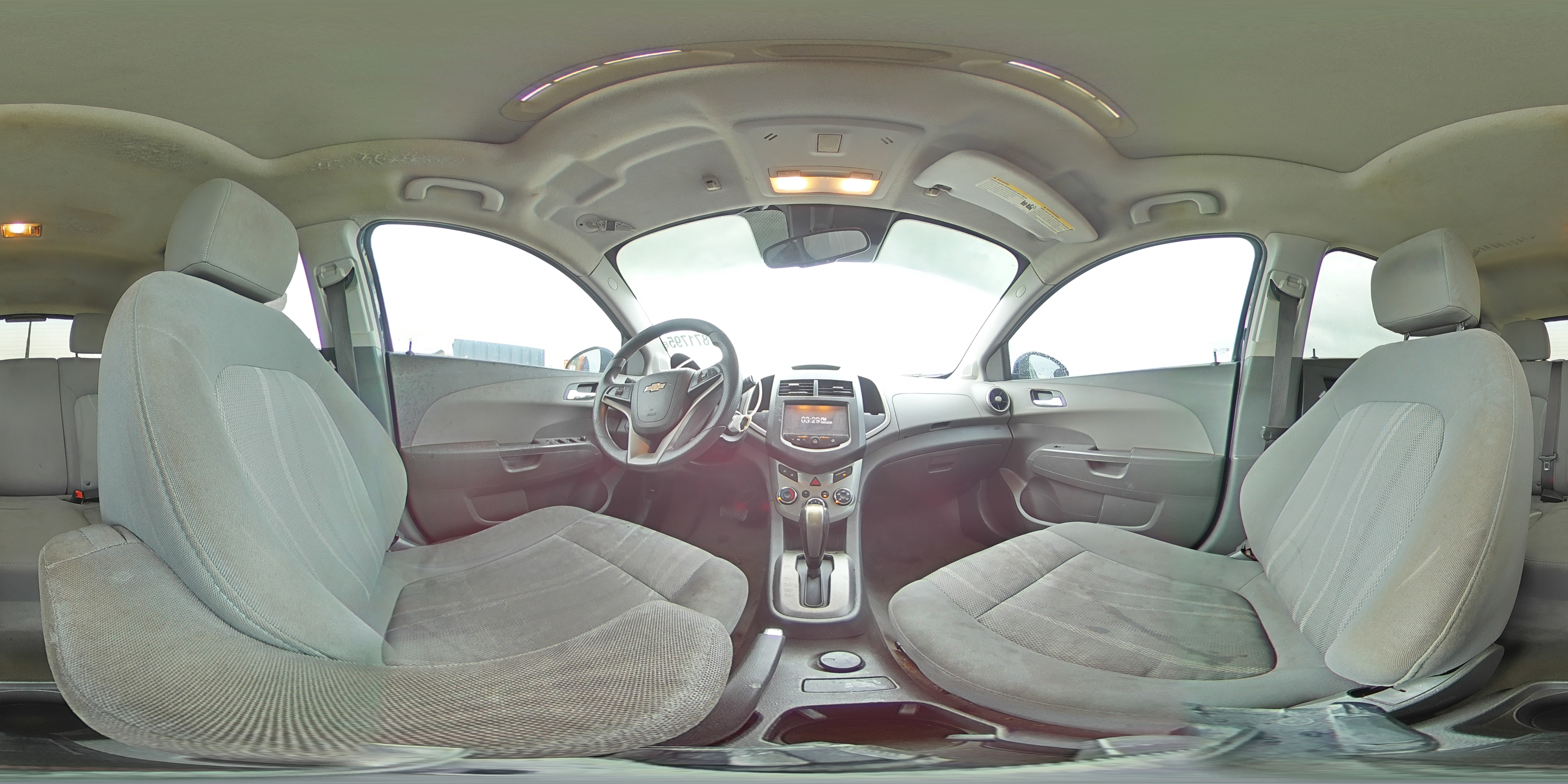 2015 Chevrolet Sonic - Image 13