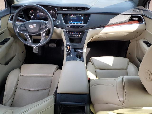  CADILLAC XT5 2017 Чорний