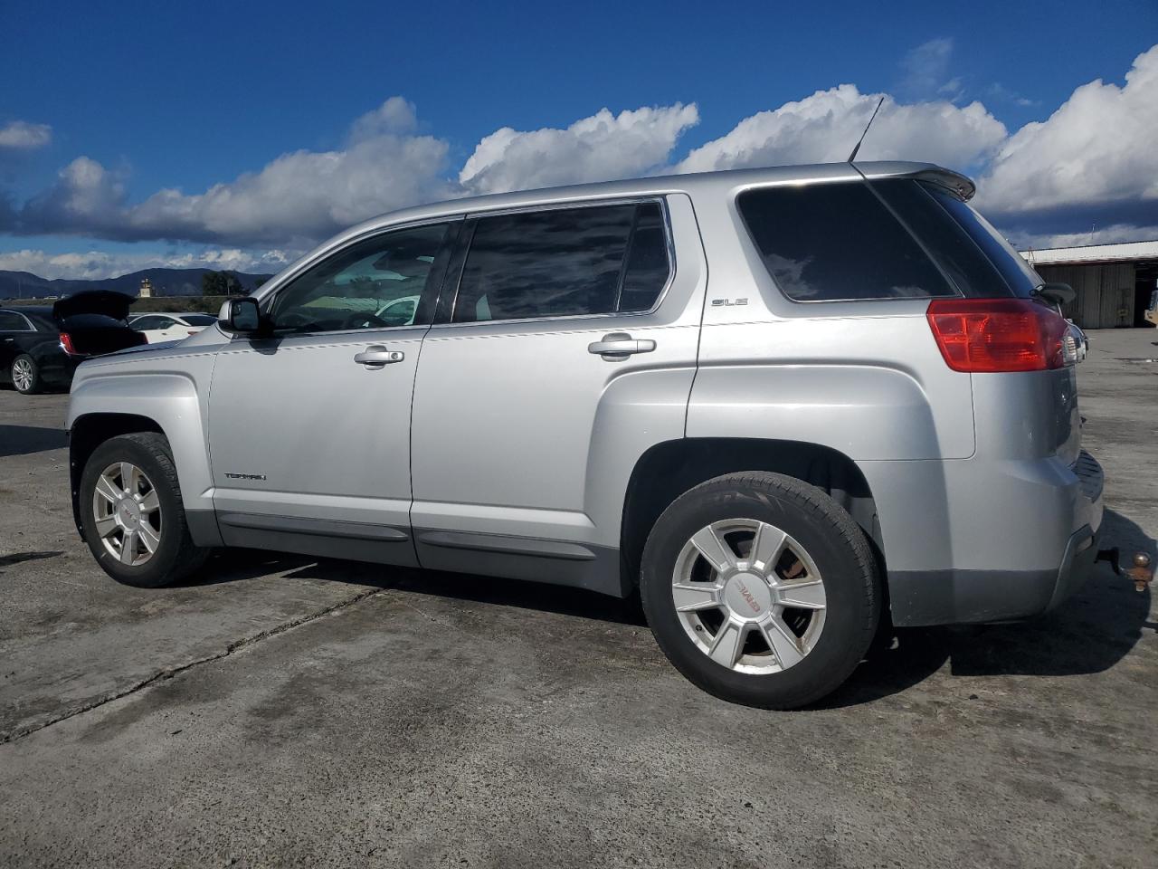 2012 GMC Terrain - Image 2