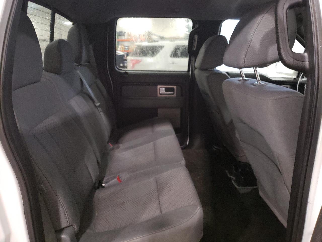 2011 Ford F-150 - Image 10
