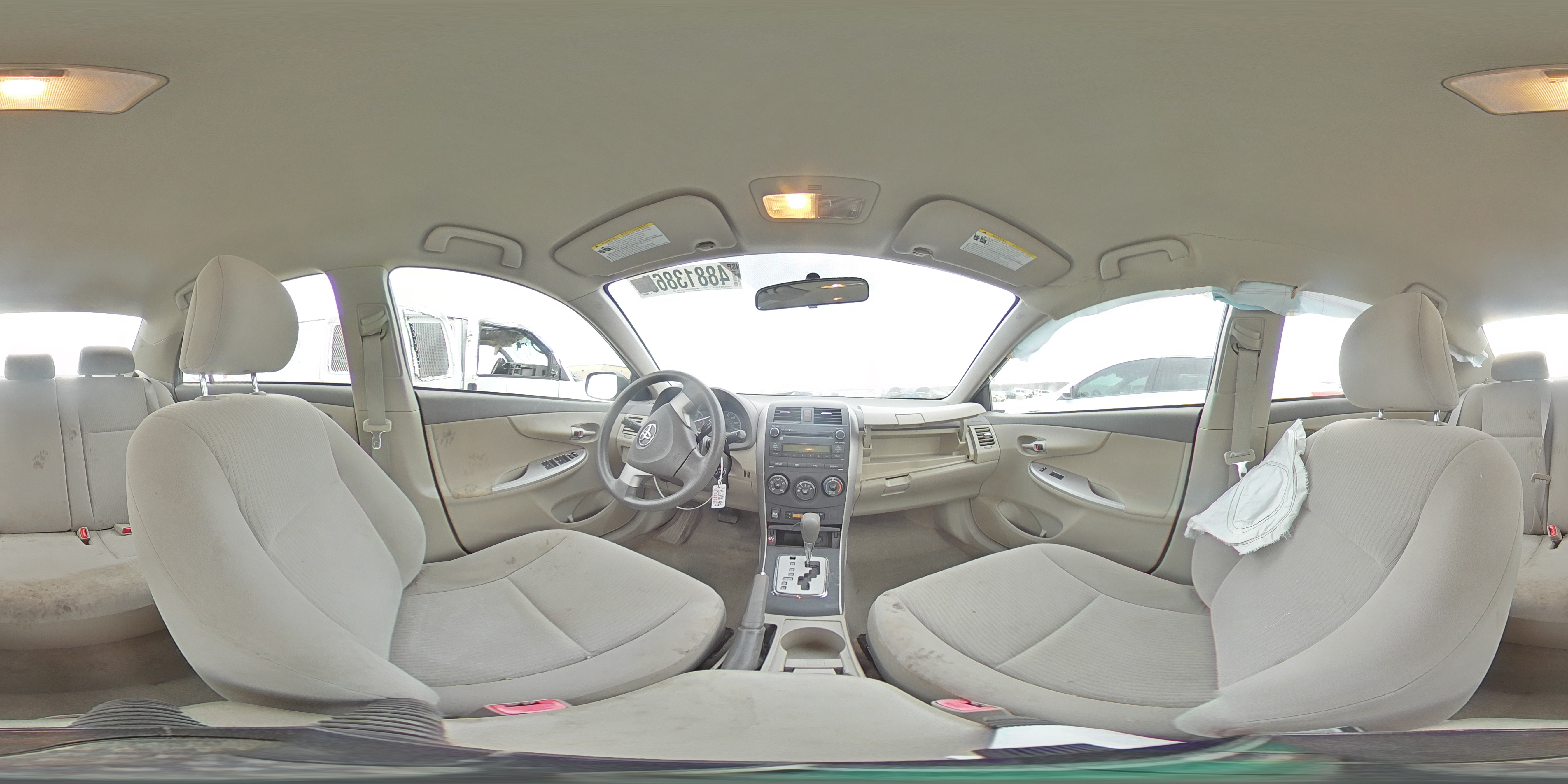 2010 Toyota Corolla - Image 13