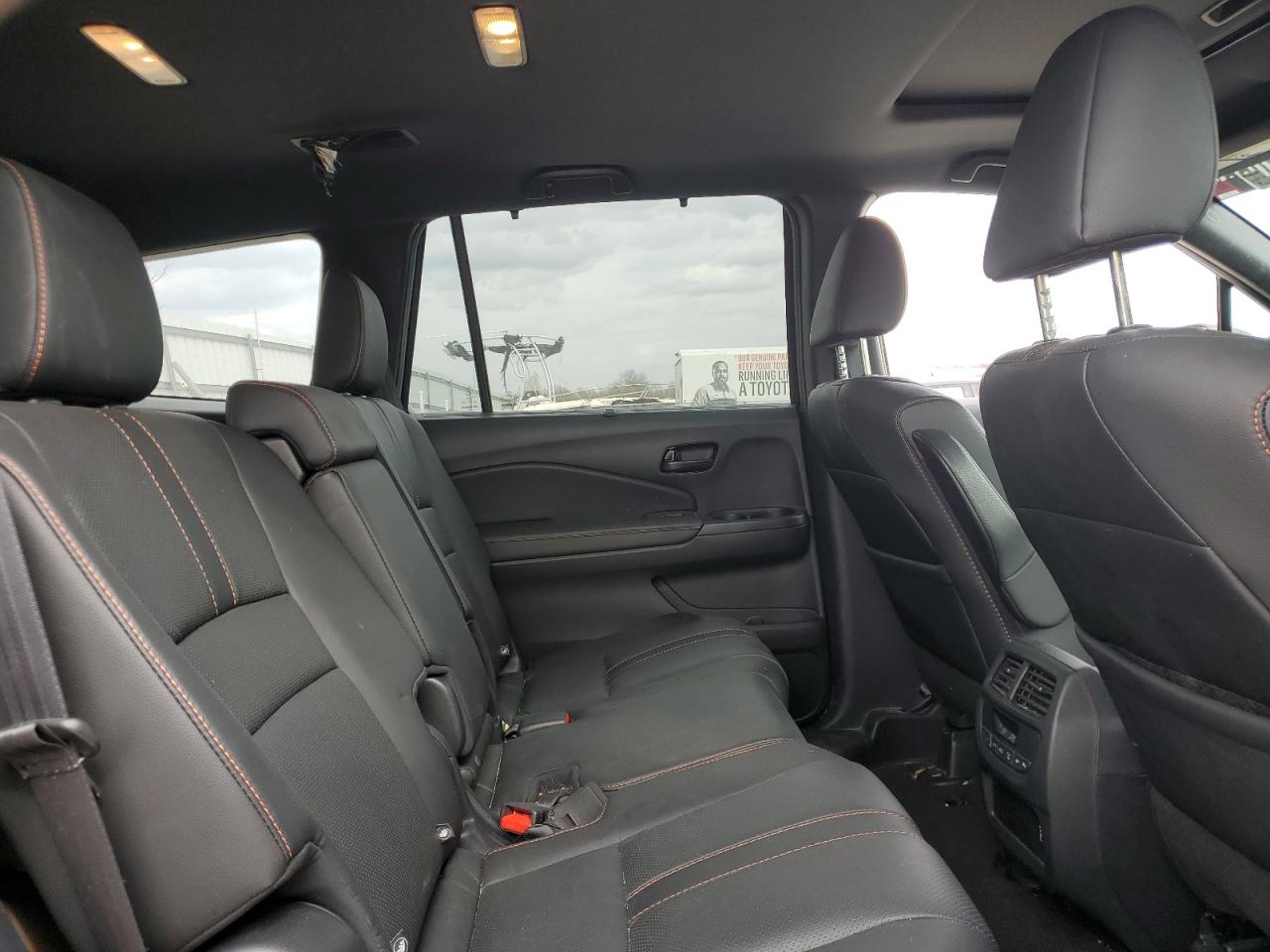 2022 Honda Pilot - Image 12