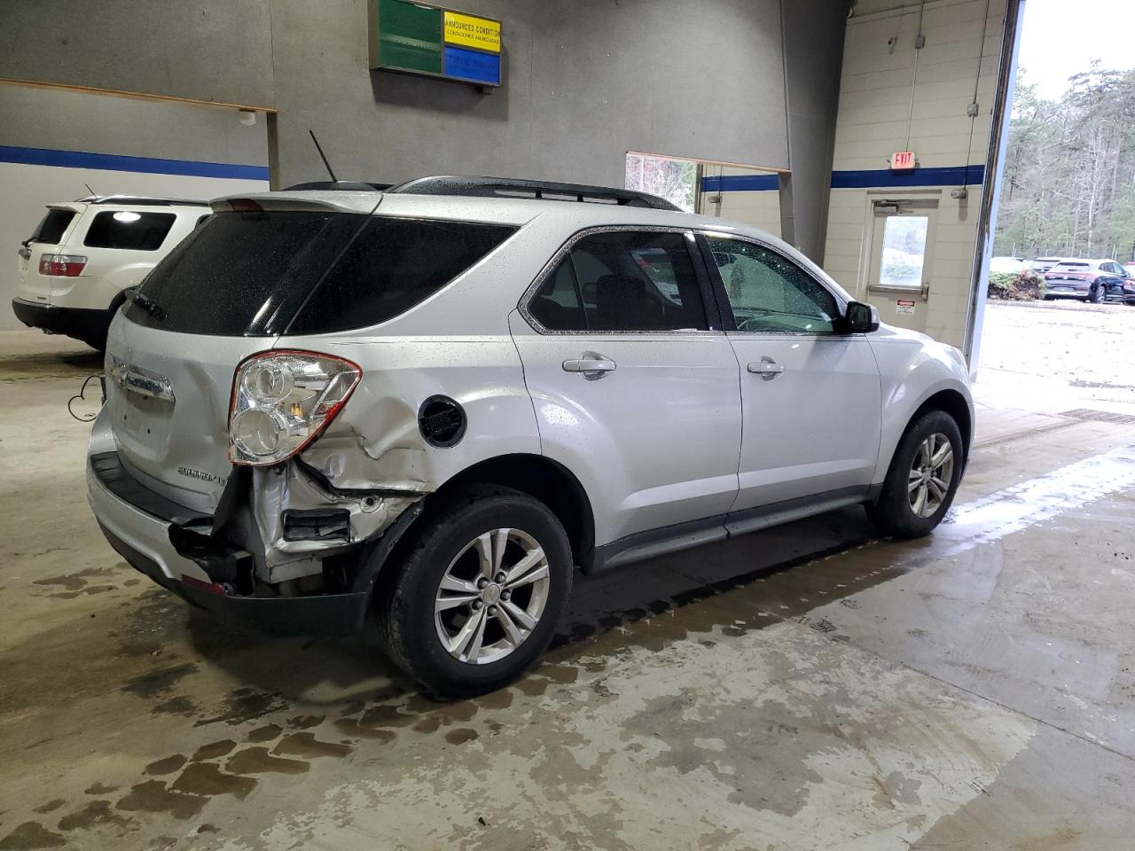 2015 Chevrolet Equinox - Image 3
