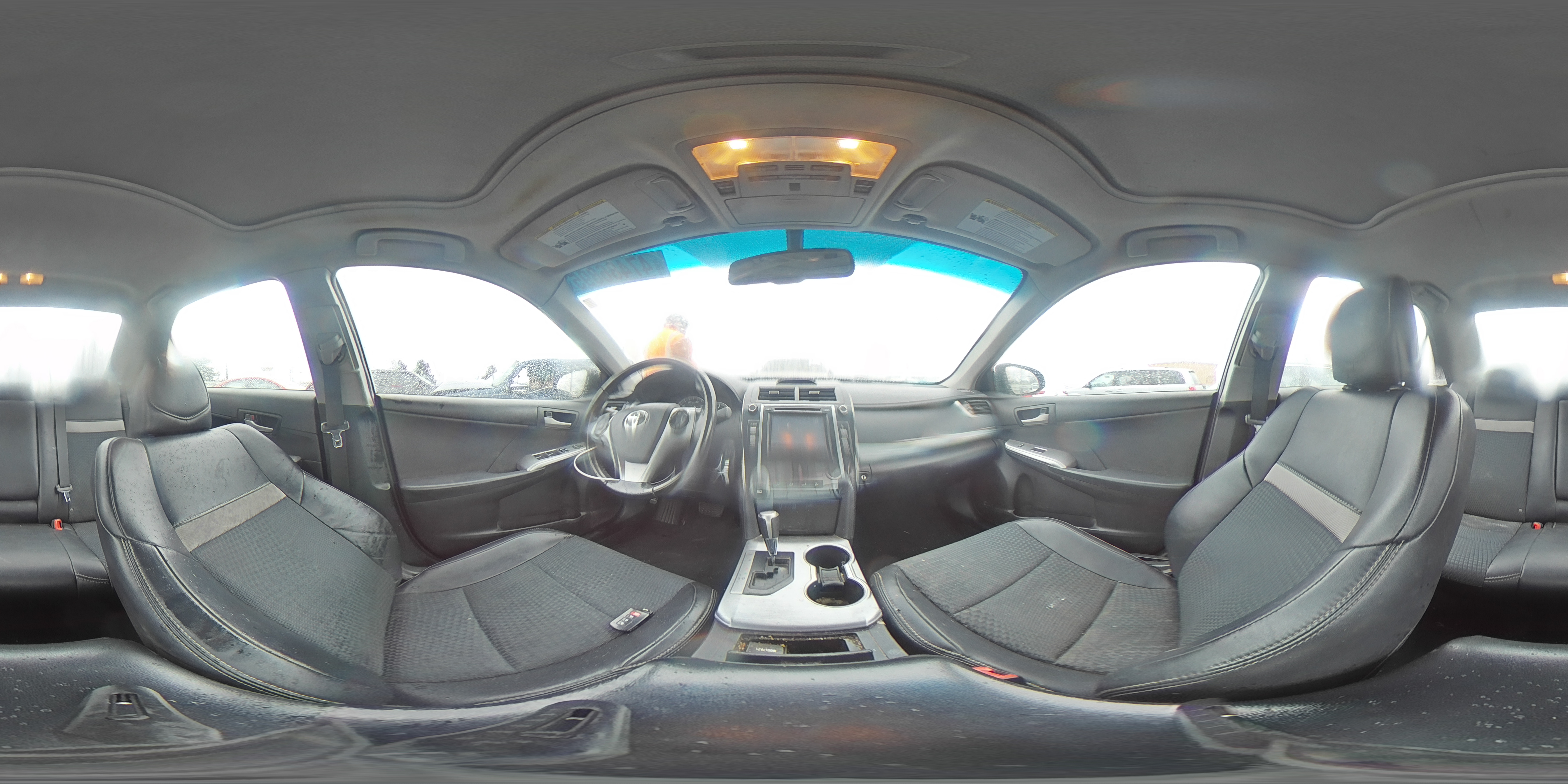 2012 Toyota Camry - Image 13