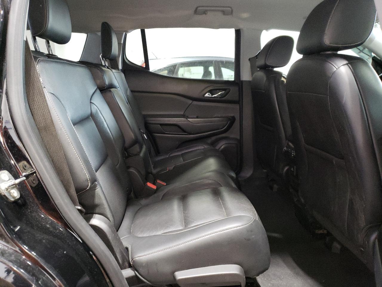 2018 GMC Acadia - Image 11