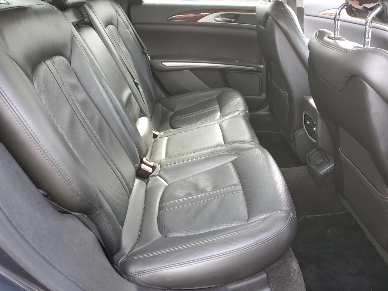 2014 Lincoln MKZ - Image 10