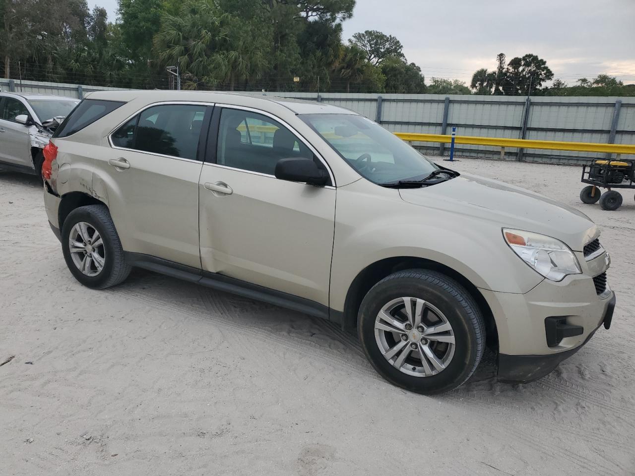 2014 Chevrolet Equinox - Image 4
