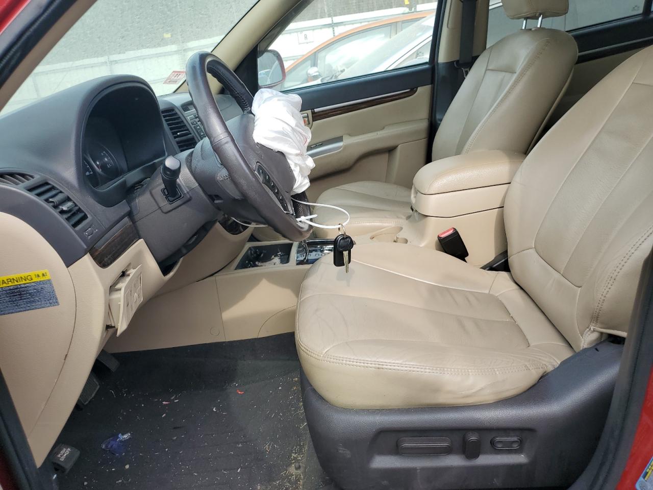 2012 Hyundai Santa Fe - Image 7