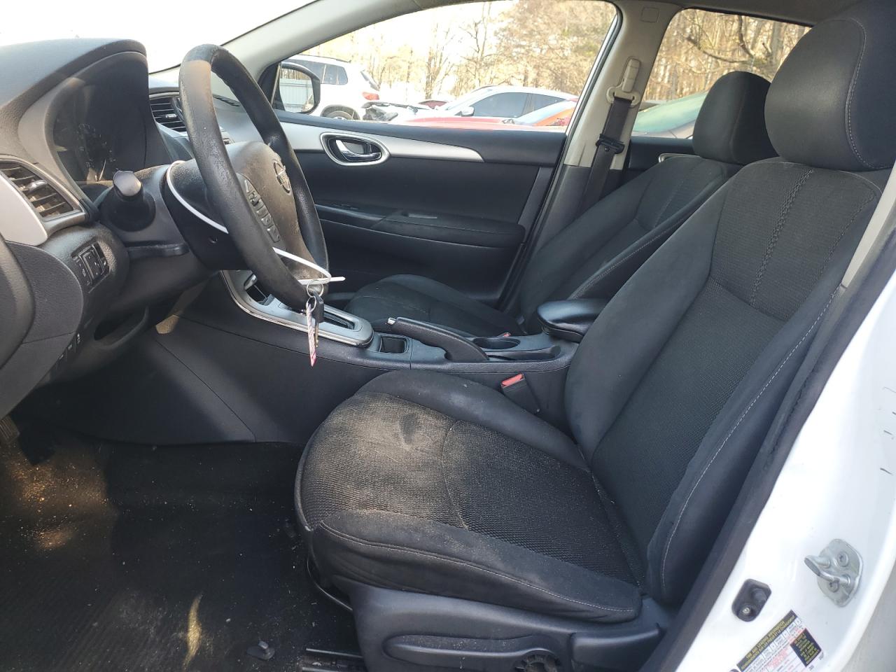 2015 Nissan Sentra - Image 7
