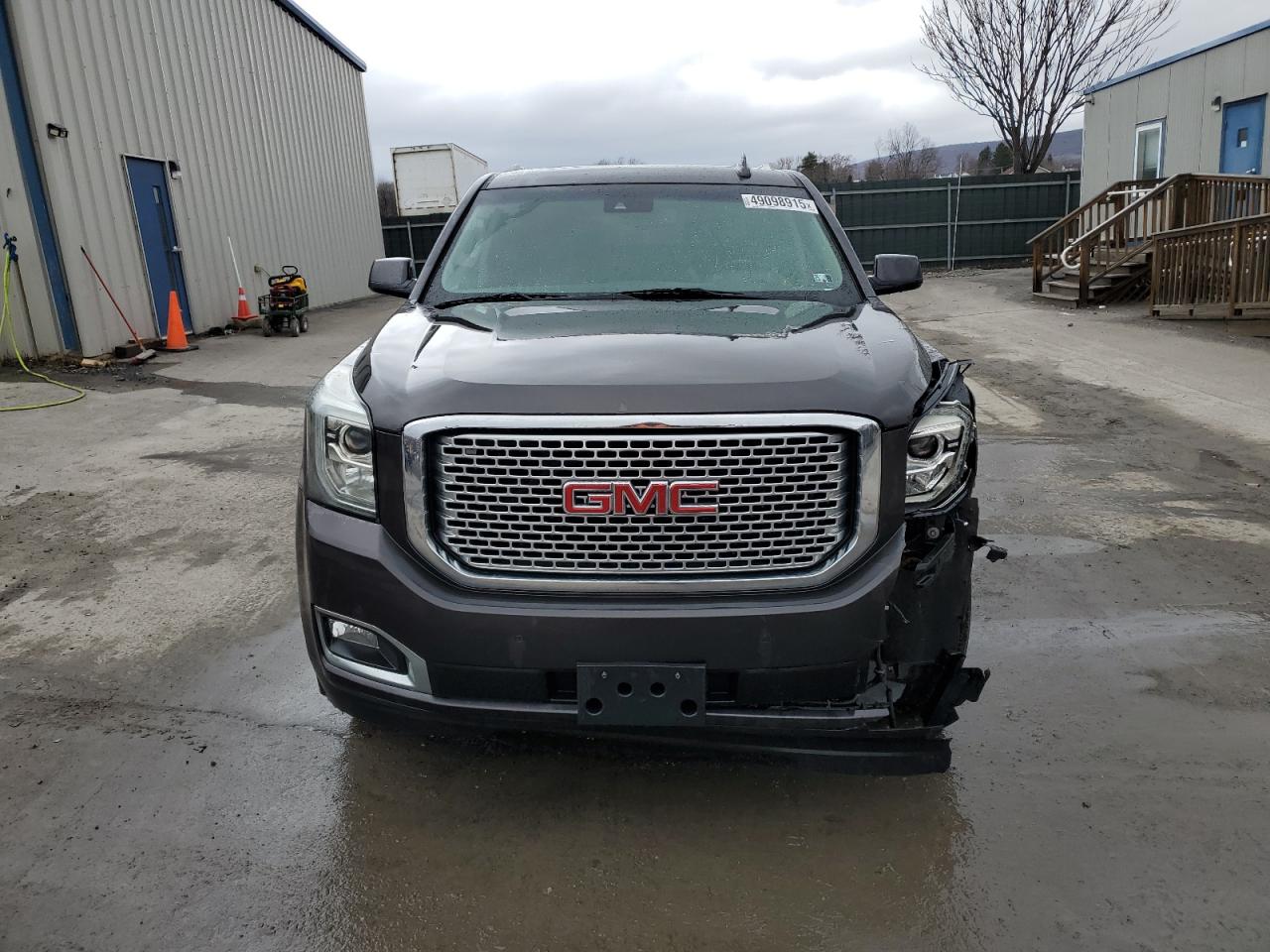 2015 GMC Yukon - Image 5
