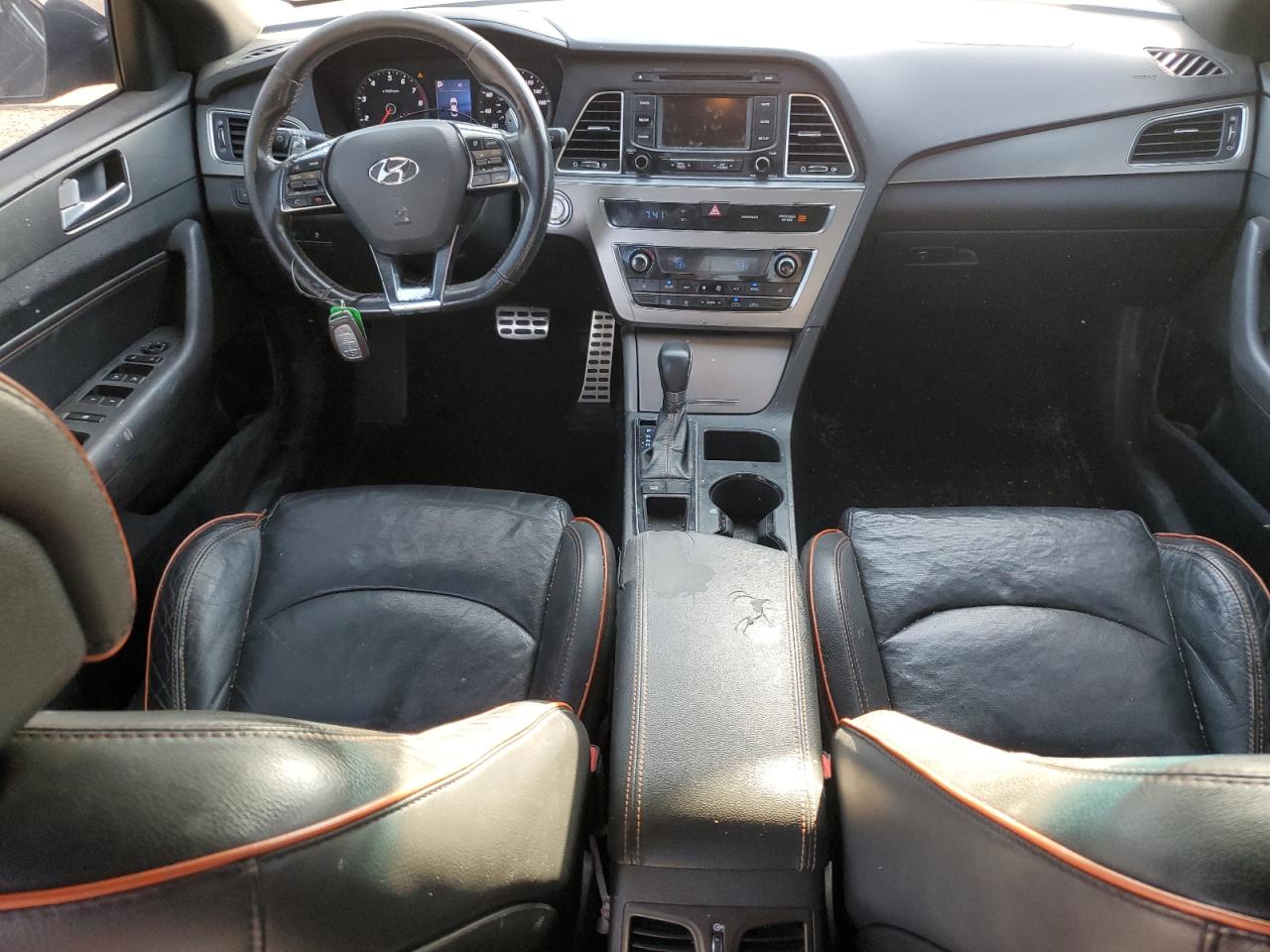 2015 Hyundai Sonata - Image 8