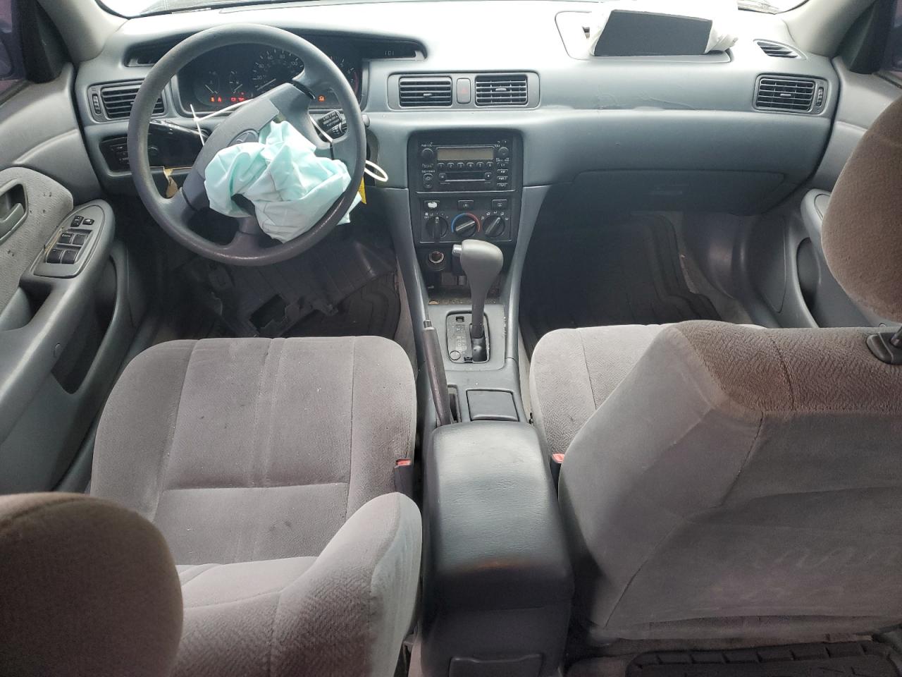 2000 Toyota Camry - Image 8