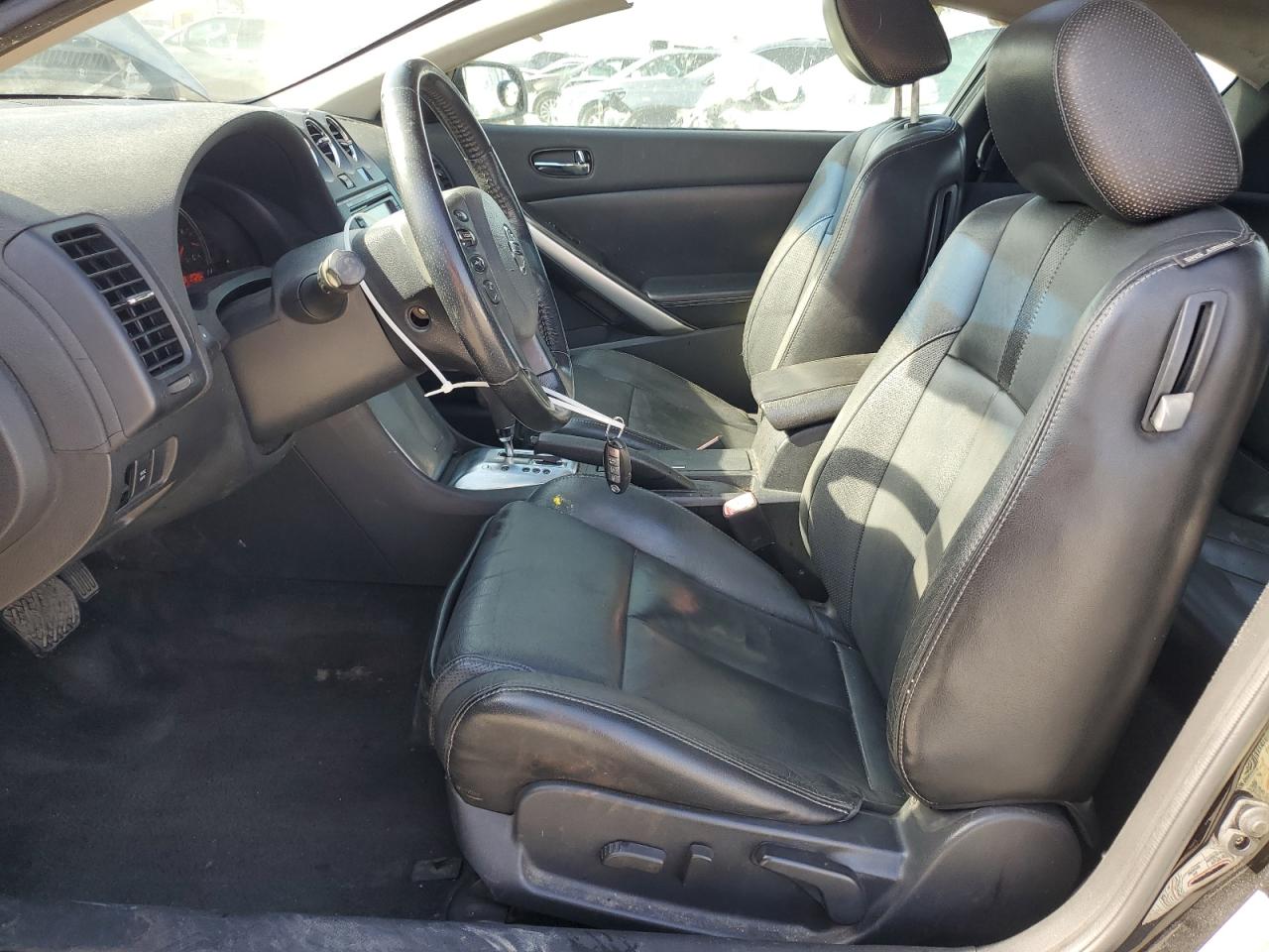2010 Nissan Altima - Image 7