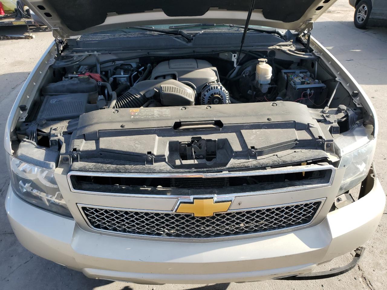 2013 Chevrolet Tahoe - Image 12