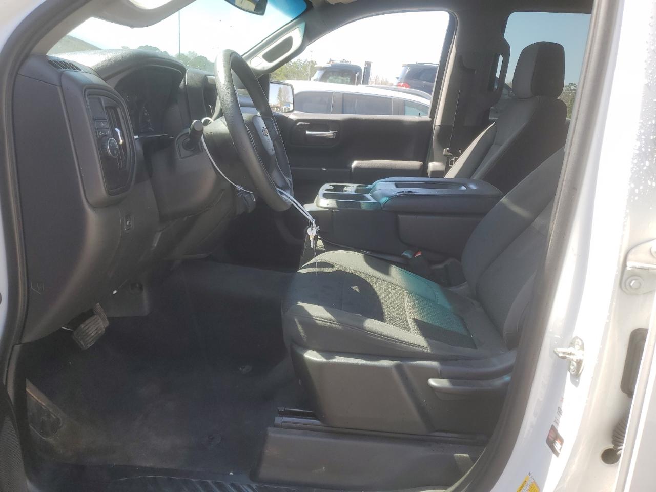 2020 Chevrolet Silverado - Image 7
