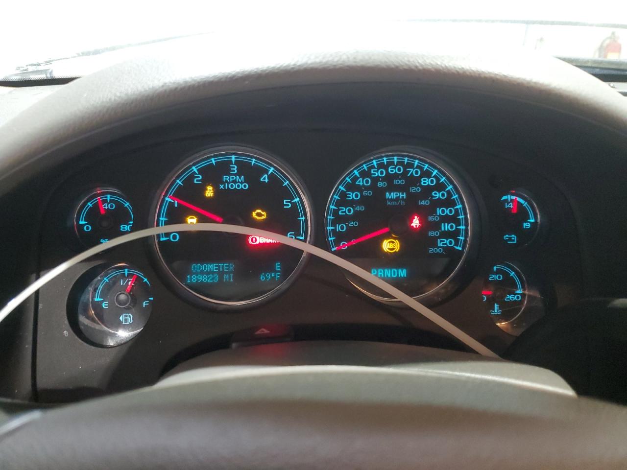 2012 Chevrolet Avalanche - Image 9