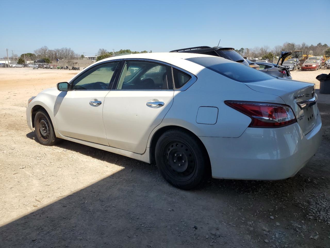 2013 Nissan Altima - Image 2