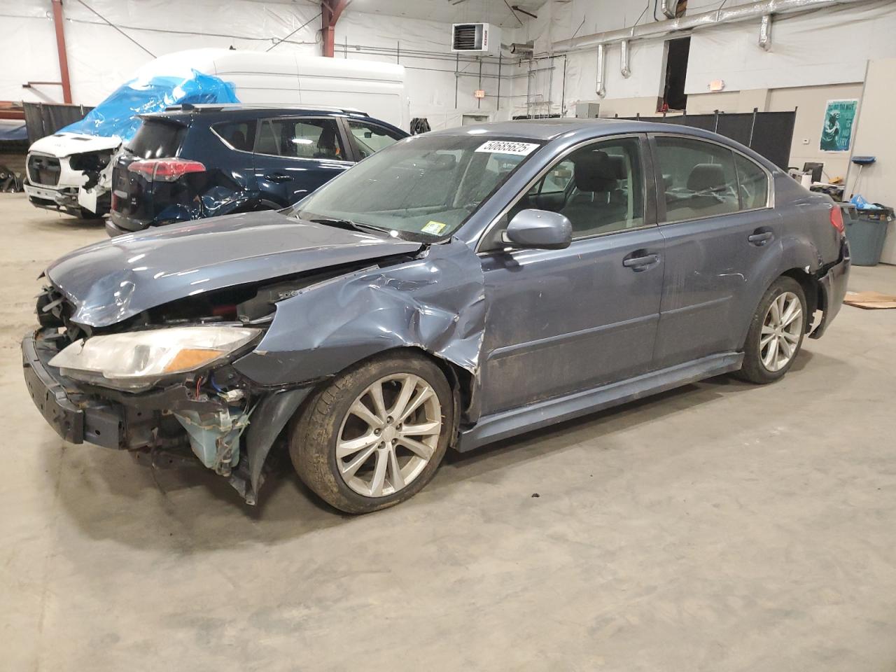Center Rutland, VT에서 판매 중인 2014 Subaru Legacy 2.5I Limited - Front End