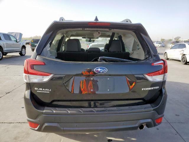  SUBARU FORESTER 2022 Czarny