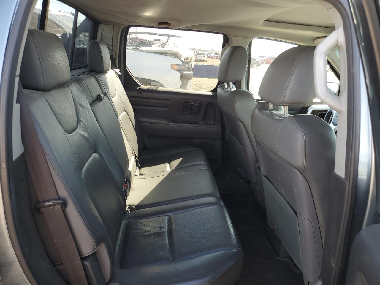2008 Honda Ridgeline - Image 10