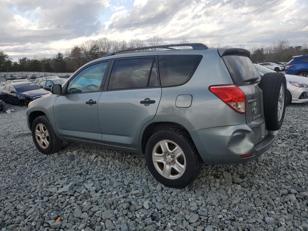 2007 Toyota RAV 4 - Image 2