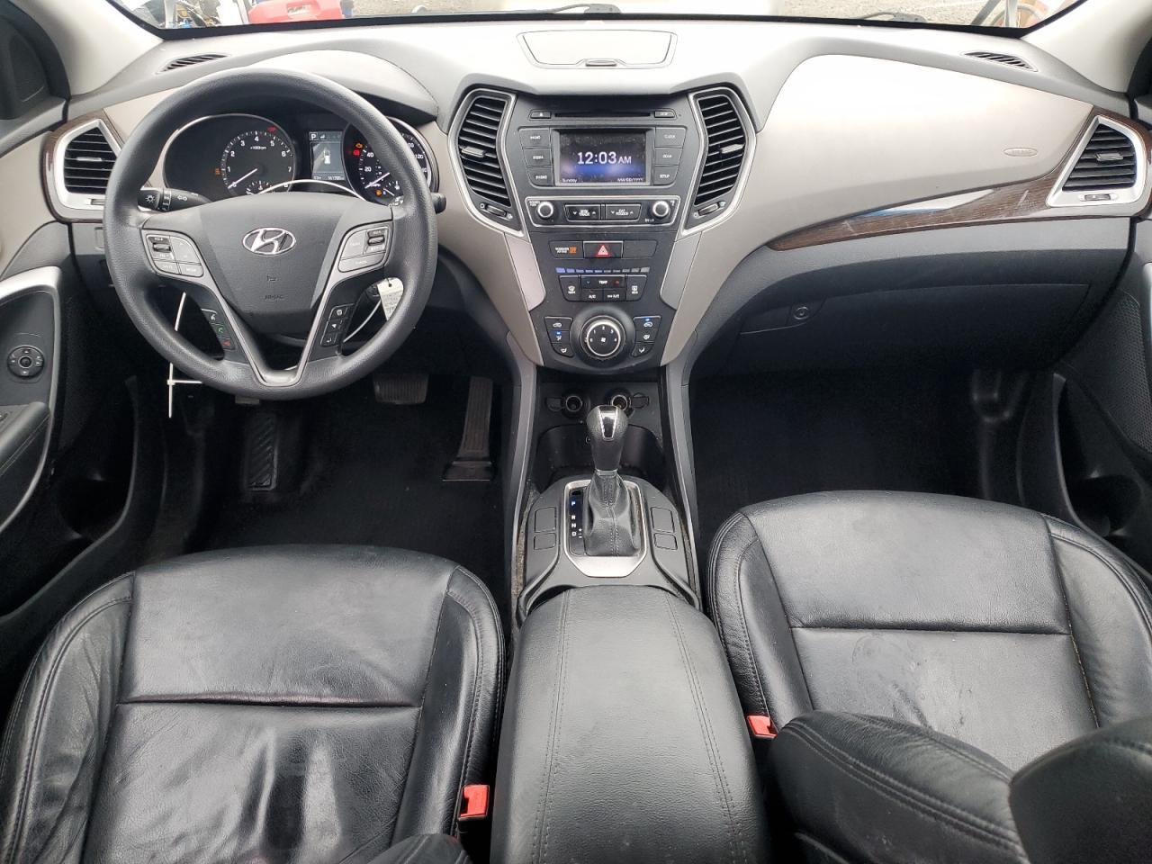 2017 Hyundai Santa Fe - Image 8