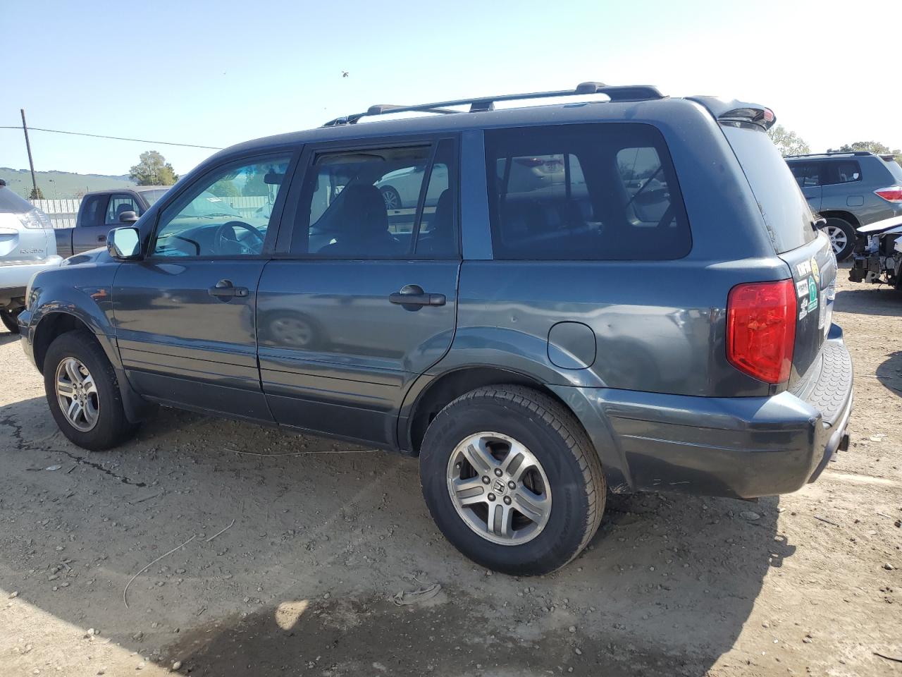 2004 Honda Pilot - Image 2