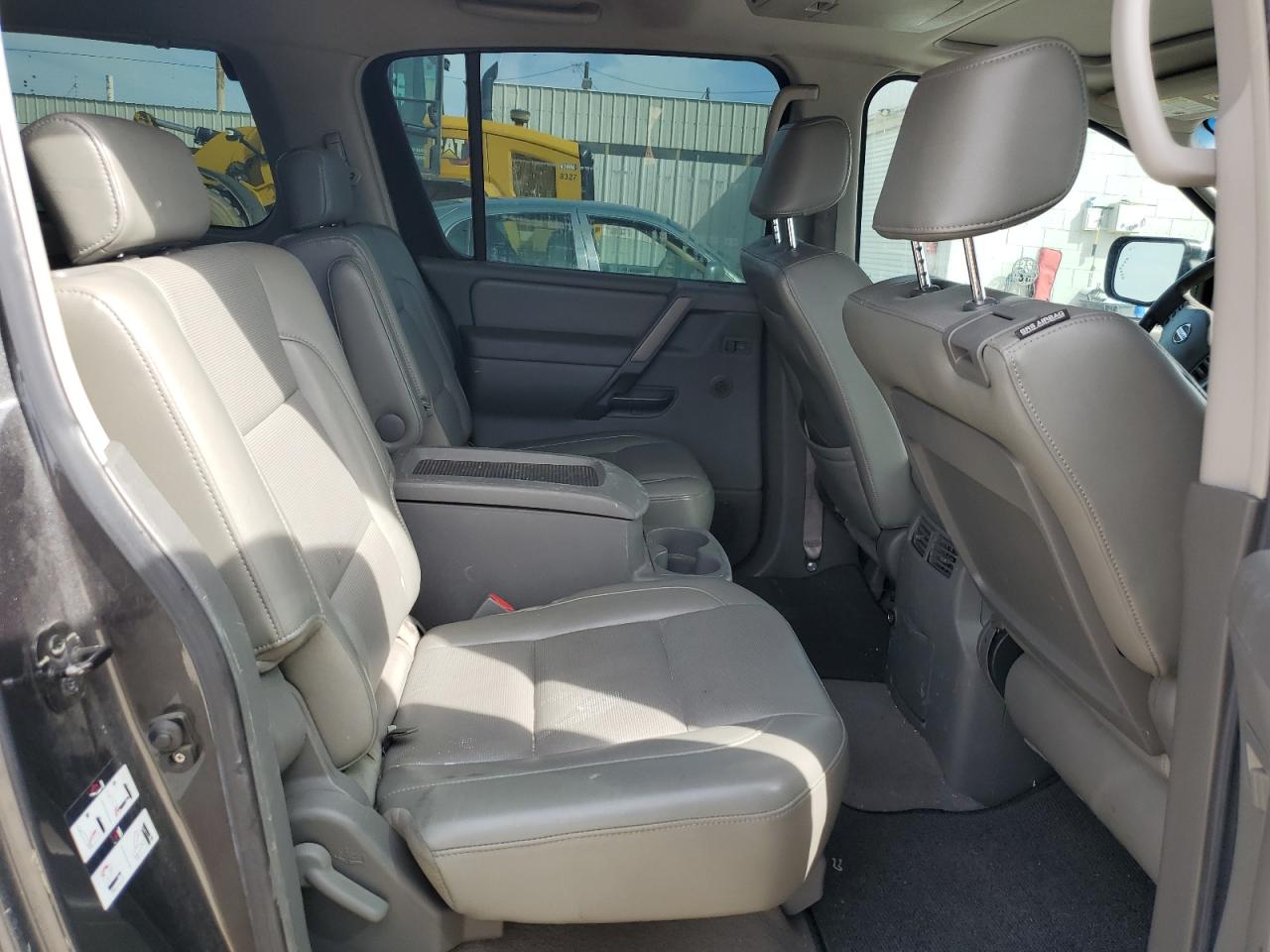 2006 Nissan Armada - Image 11