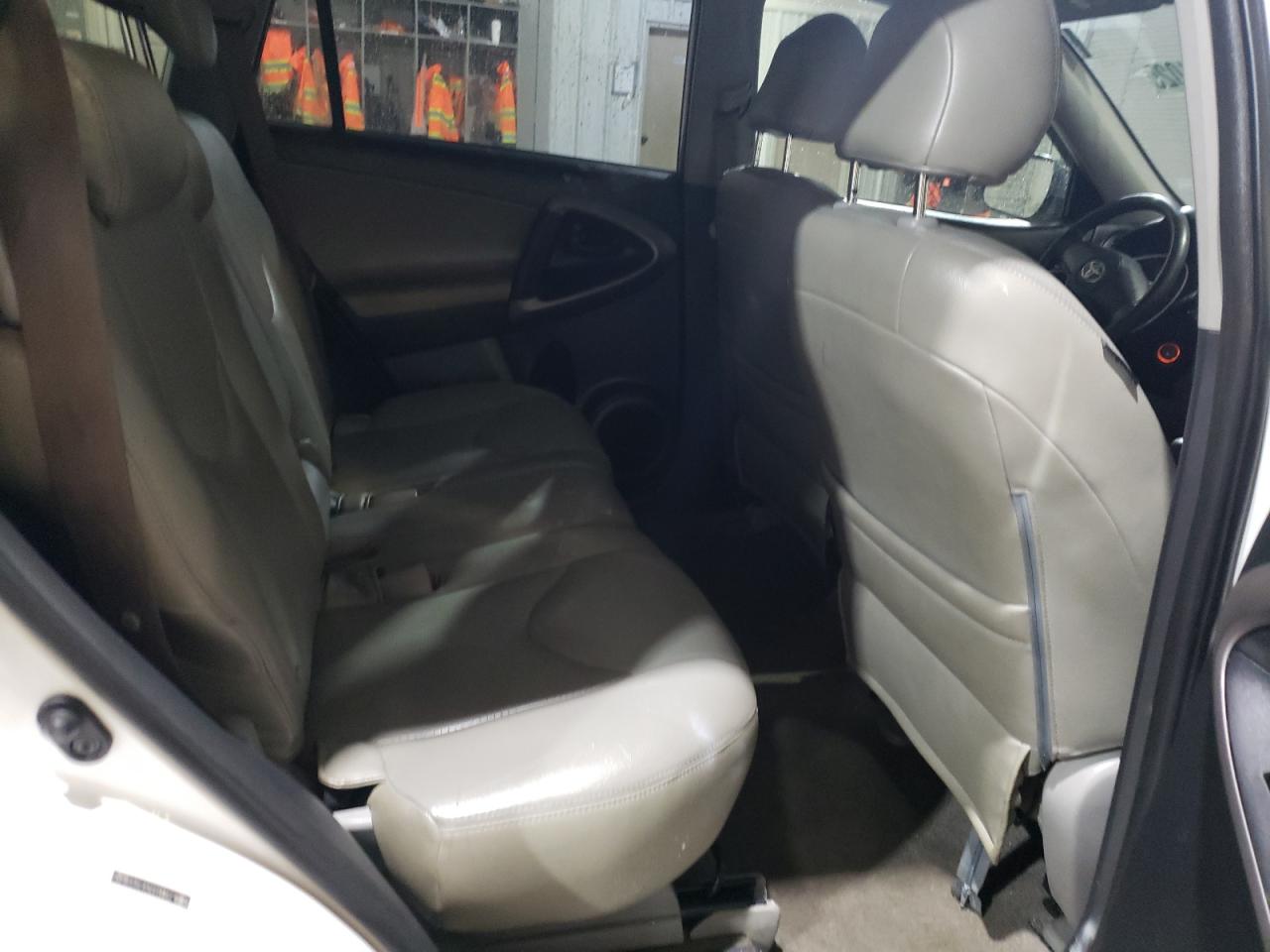 2007 Toyota RAV 4 - Image 11