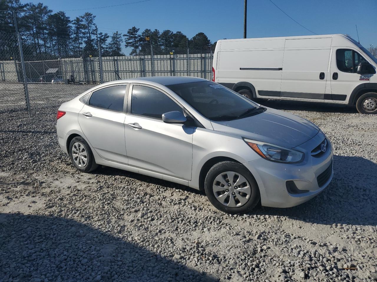 2015 Hyundai Accent - Image 4