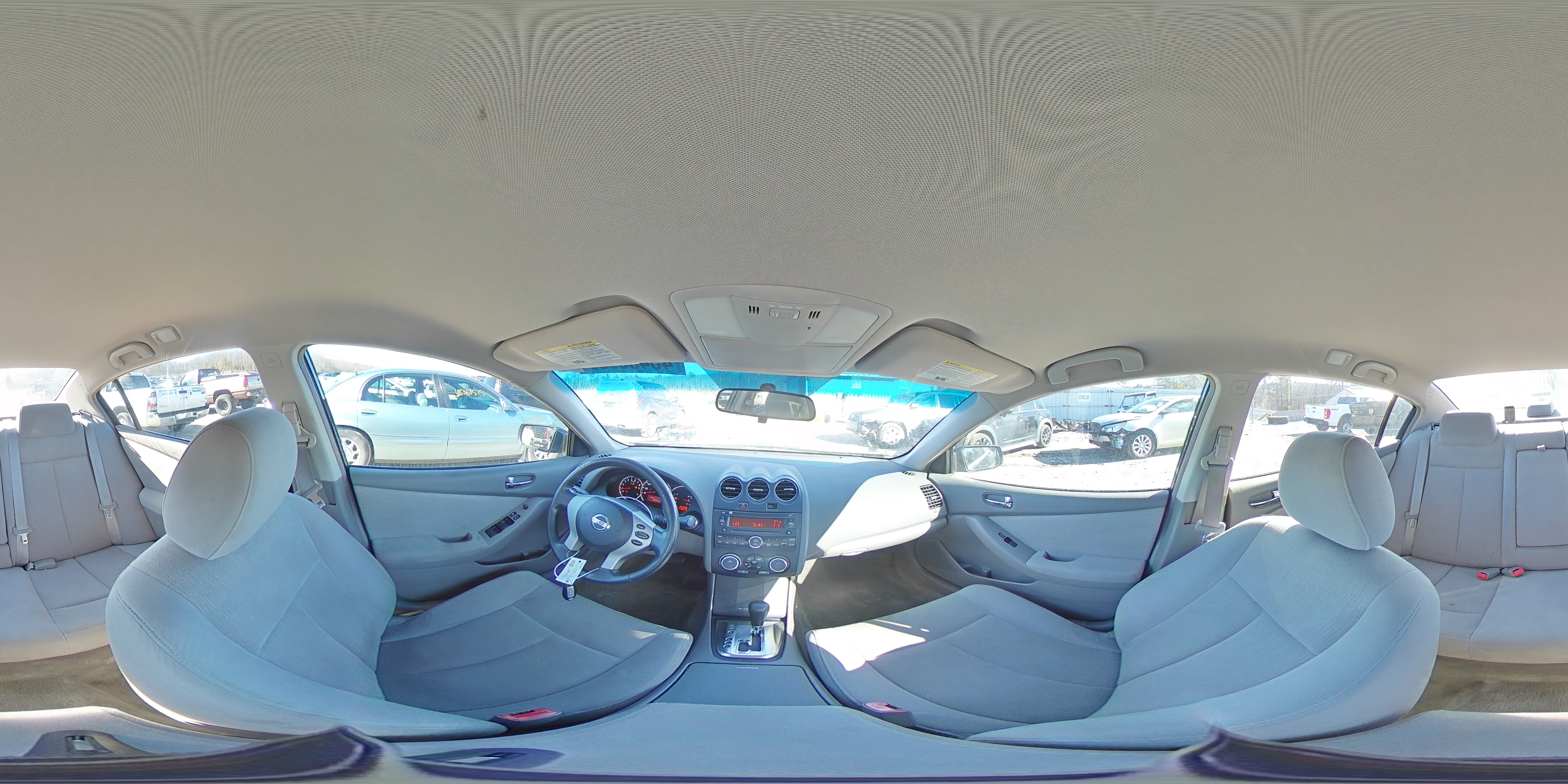 2010 Nissan Altima - Image 13