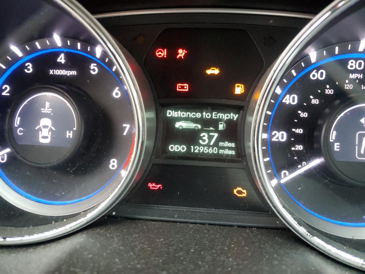 2014 Hyundai Sonata - Image 9