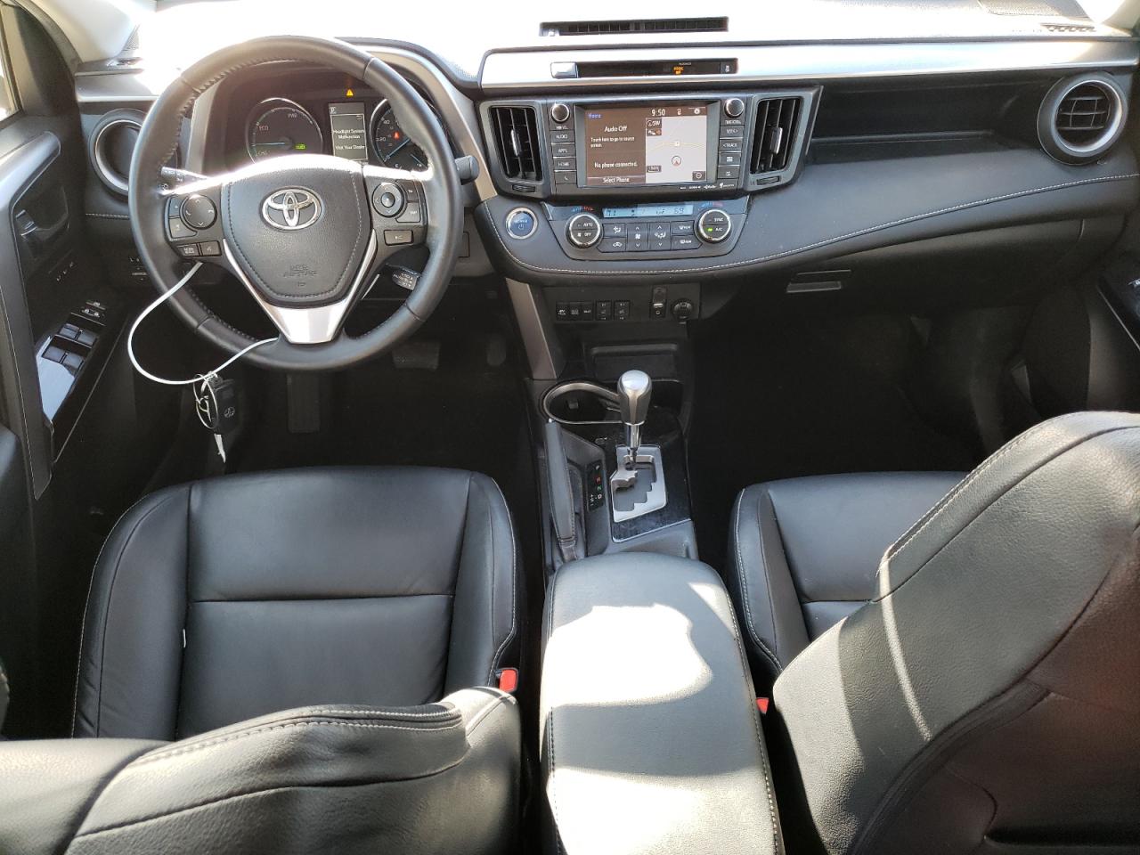 2016 Toyota RAV 4 - Image 8