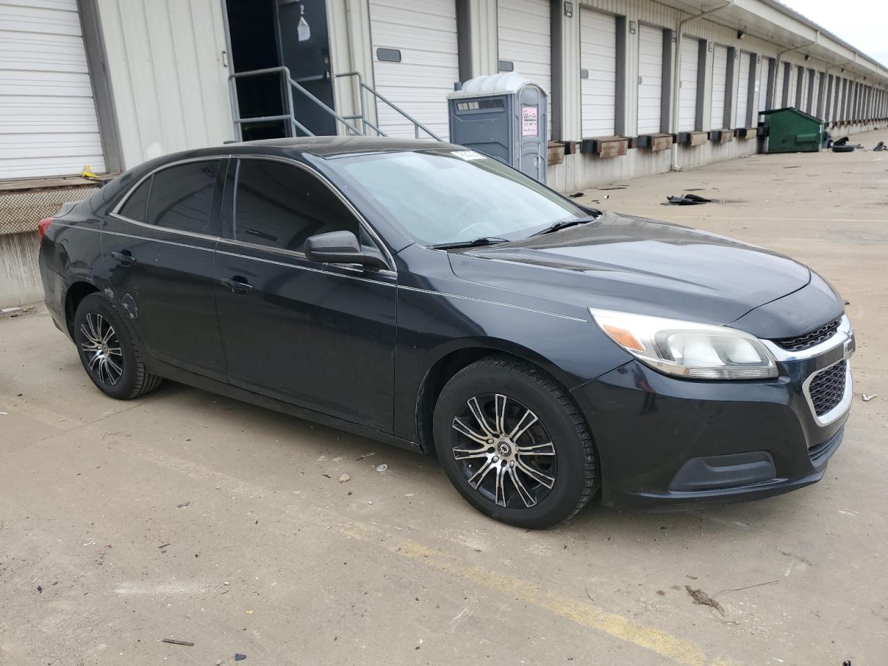 2015 Chevrolet Malibu - Image 4