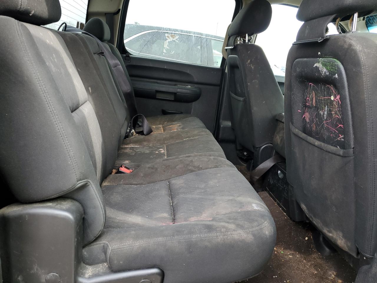 2013 Chevrolet Silverado - Image 10