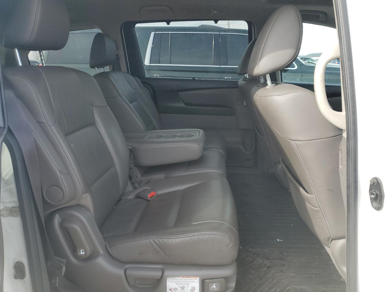 2013 Honda Odyssey - Image 11