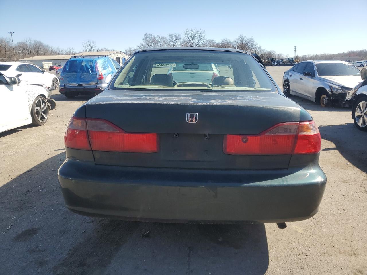 1998 Honda Accord Ex VIN: 1HGCG5657WA087828 Lot: 58505835