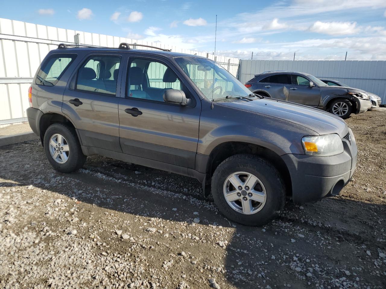 2006 Ford Escape - Image 4