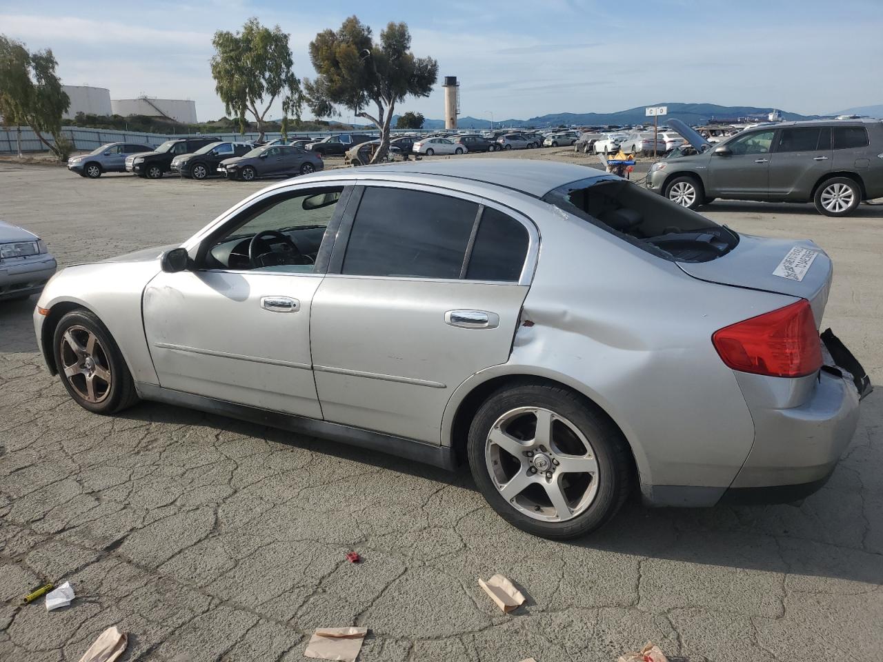 2004 Infiniti G - Image 2