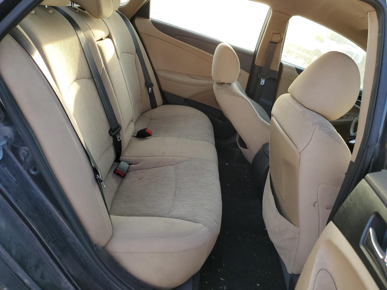 2012 Hyundai Sonata - Image 10